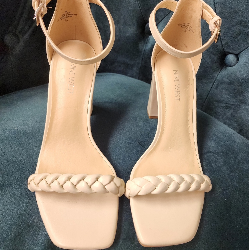 Nine West size 9 Cream  Braided Strap Block Heeled Sandal